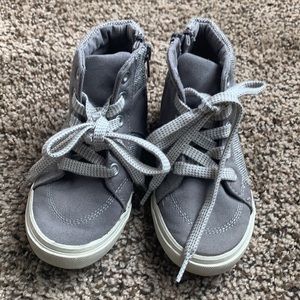 Grey old navy toddler shoes